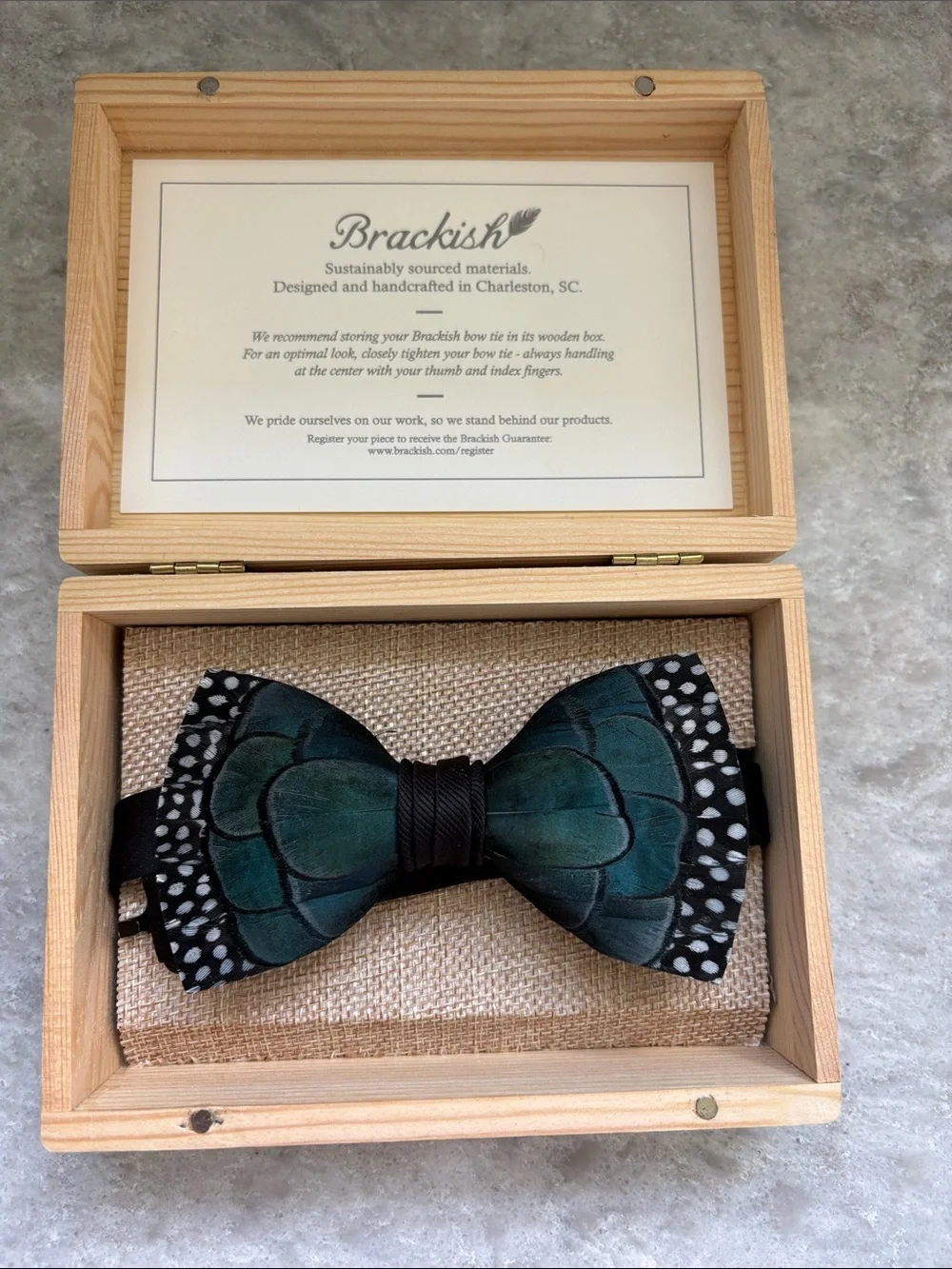 Brackish elegant feather